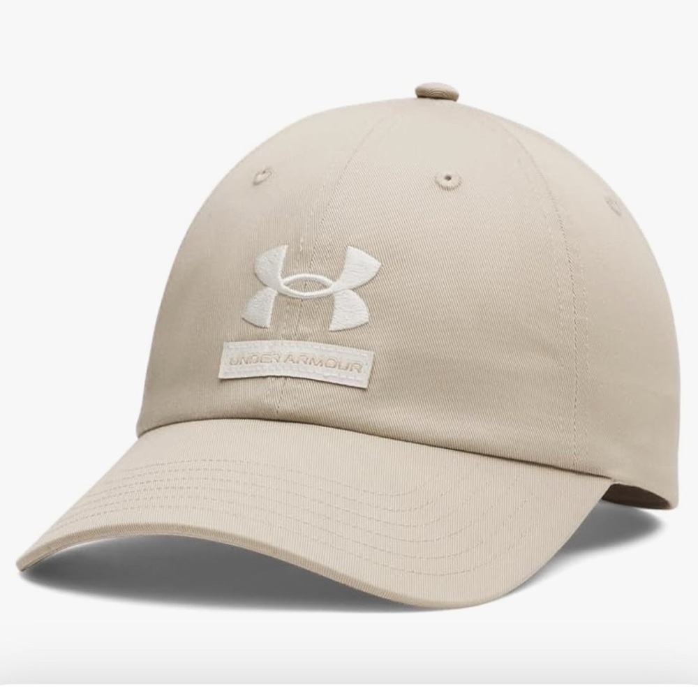 New- Men’s Under Armour Tan Baseball Cap
Embroidered double logo 
New with tags